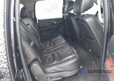 2014 Chevrolet Suburban 1500 Lt from USA, damaged, VIN 1GNSKJE72ER193664